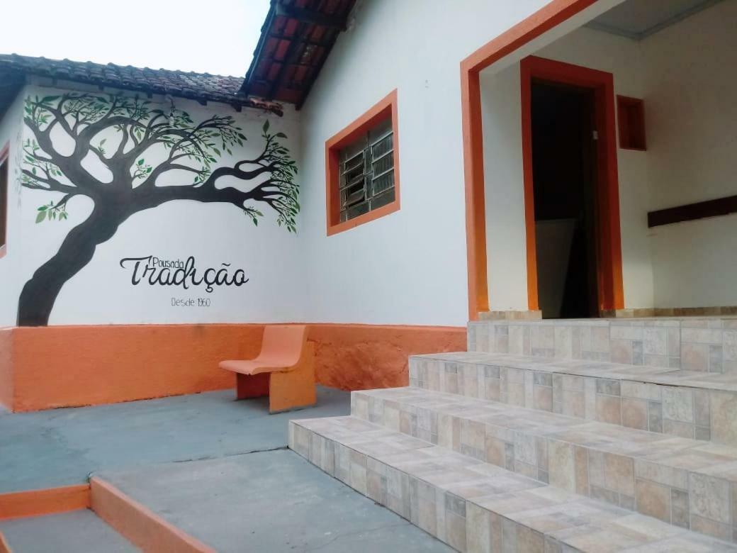 Pousada Tradicao Алту-Параизу-ди-Гояс Экстерьер фото