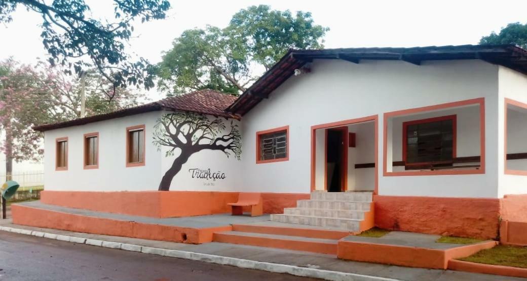 Pousada Tradicao Алту-Параизу-ди-Гояс Экстерьер фото